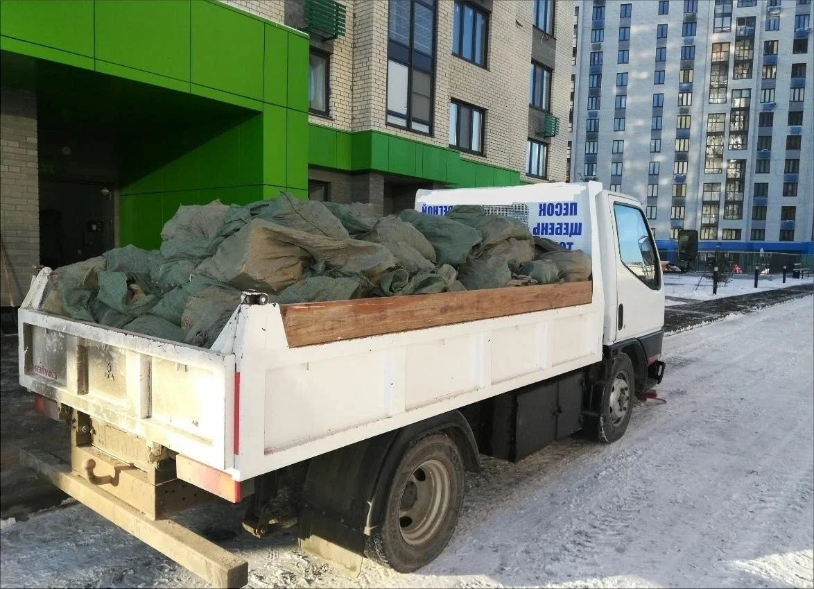 Вывоз мусора грузовым фургоном 3 тонны в Хабаровске — цена от 1389 руб., ПроМусор