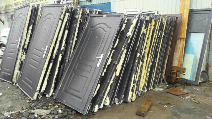 Вывоз металлических дверей с утилизацией в Хабаровске в октябре